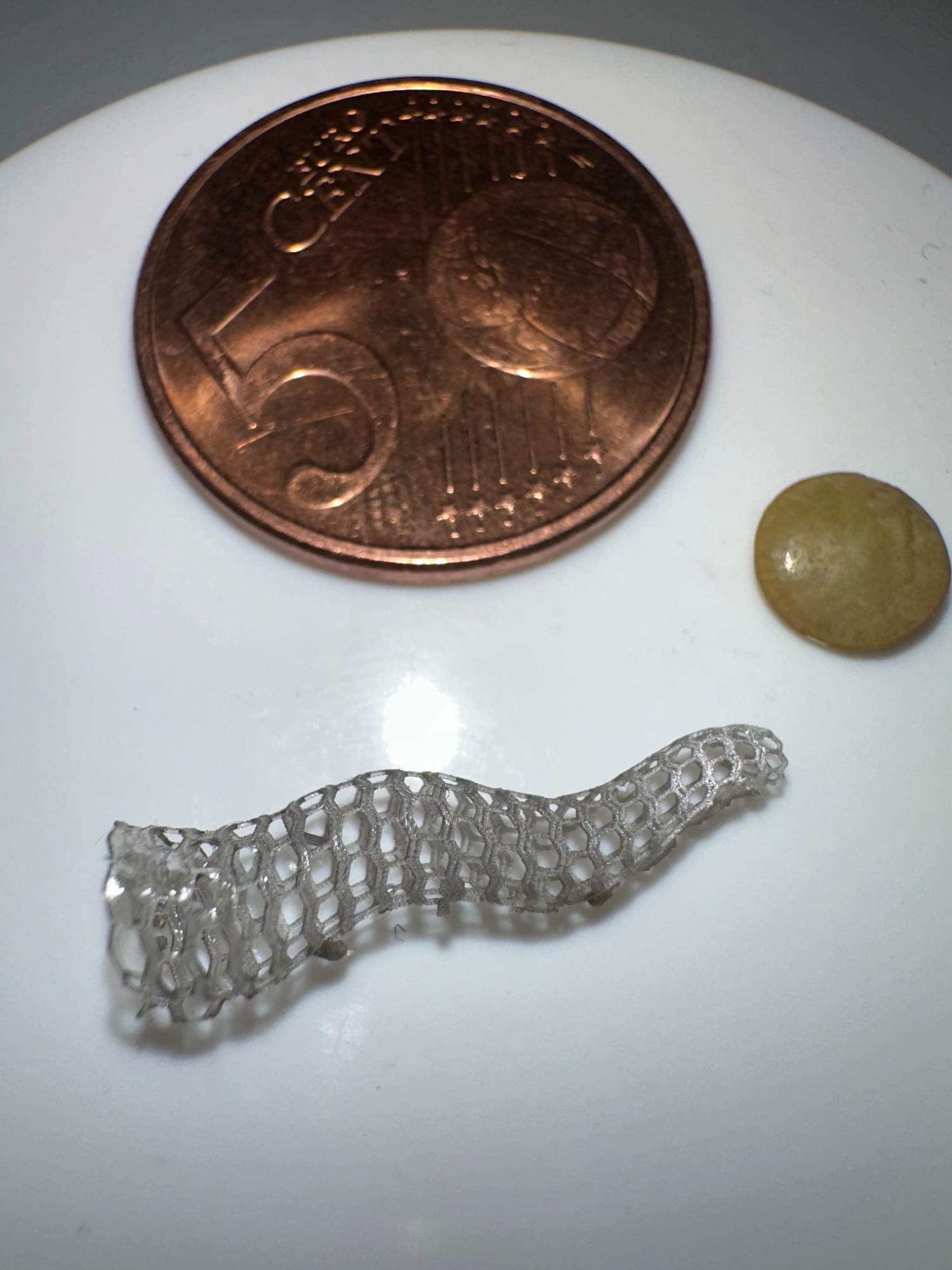Auxetic mesh, close-up